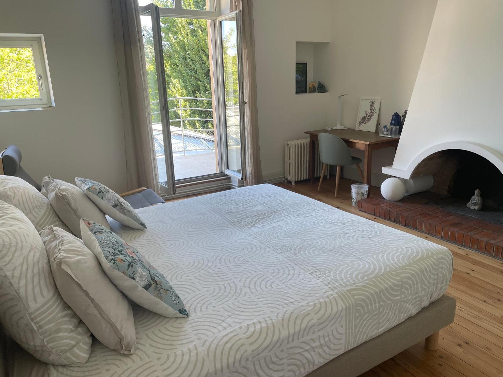 Le Lotus Blanc Bed and Breakfast Sainte-Foy-la-Grande Exteriör bild